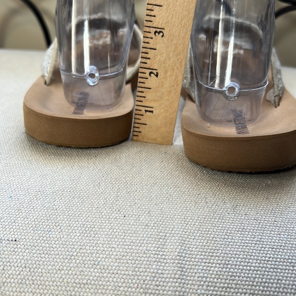 Minnetonka canvas cushion flip flops size 9 - Picture 6 of 10